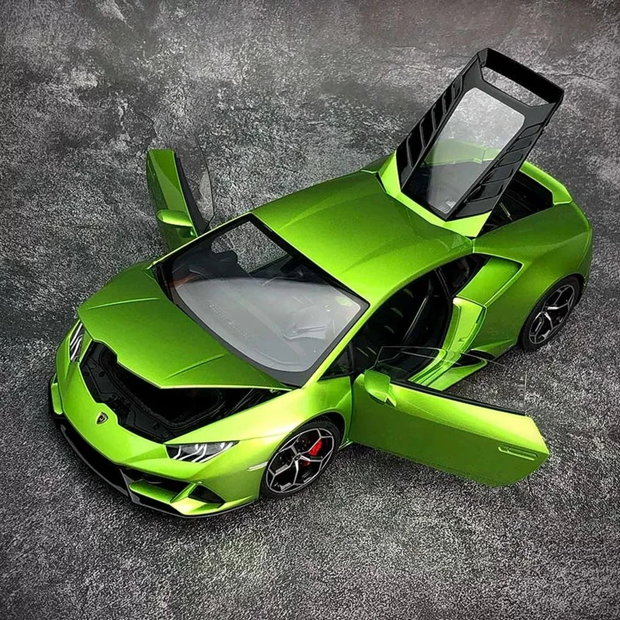 AutoArt Lamborghini 2019 Huracan EVO Green 1:18 – Collectible Diecast Model Die-Cast