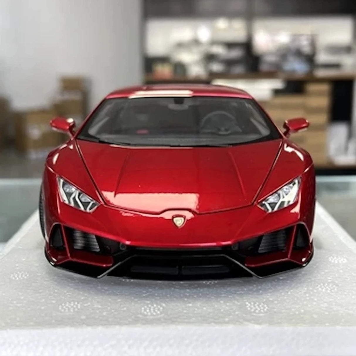 AutoArt Lamborghini 2019 هوراكان EVO ريد 1:18 – نموذج معدني قابل للجمع من القالب المصبوب