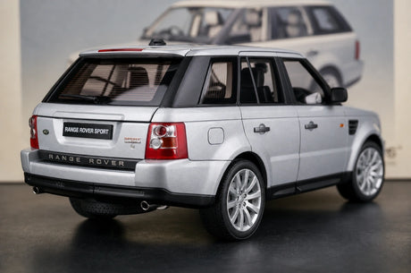 AutoArt Land Rover 2002 Range Rover سيلفر 1:18 – نموذج معدني قابل للجمع من القالب المصبوب