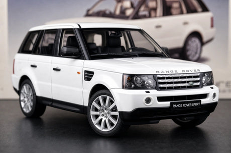 AutoArt Land Rover 2005 Range Rover سبورت وايت 1:18 – نموذج معدني قابل للجمع مصبوب.