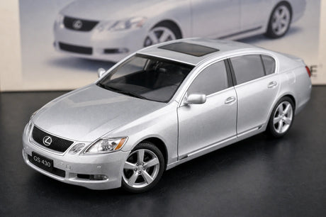 AutoArt Lexus 2005 GS430 سيلفر 1:18 – نموذج معدني قابل للجمع من القالب المصبوب