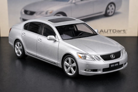 AutoArt Lexus 2005 GS430 سيلفر 1:18 – نموذج معدني قابل للجمع من القالب المصبوب