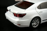 AutoArt Lexus 2007 LS600hL White 1:18 – Modello da collezione in metallo pressofuso