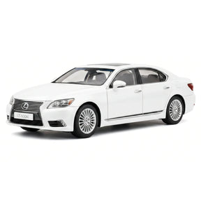 AutoArt Lexus 2007 LS600hL White 1:18 – Modello da collezione in metallo pressofuso