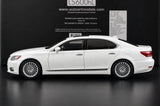 AutoArt Lexus 2007 LS600hL White 1:18 – Modello da collezione in metallo pressofuso
