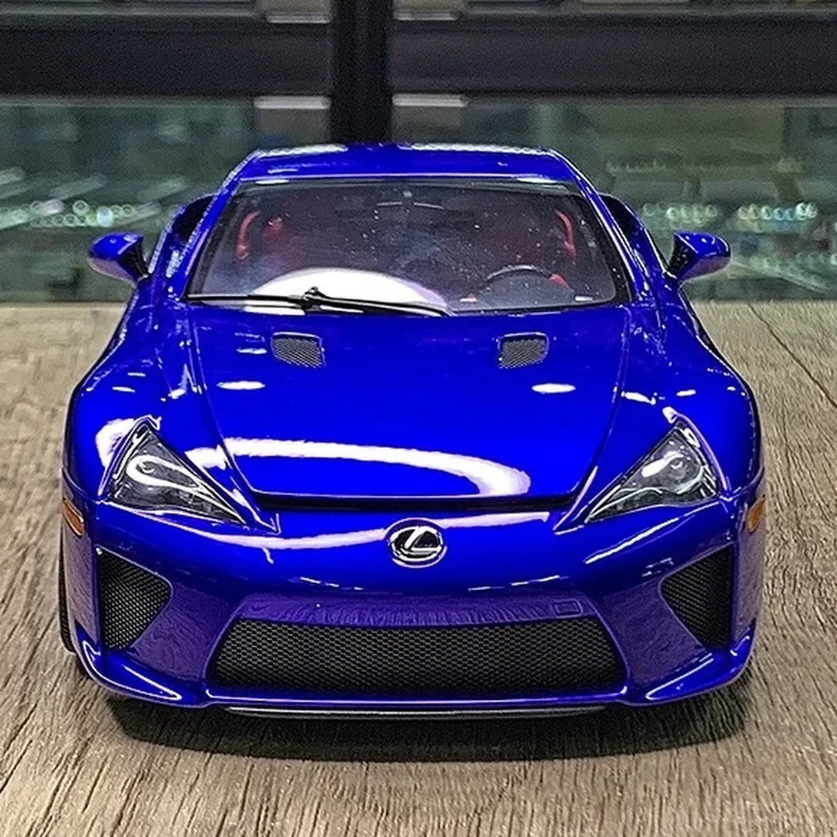 AutoArt Lexus 2010 LFA بلو 1:18 – نموذج معدني قابل للجمع من القالب المصبوب