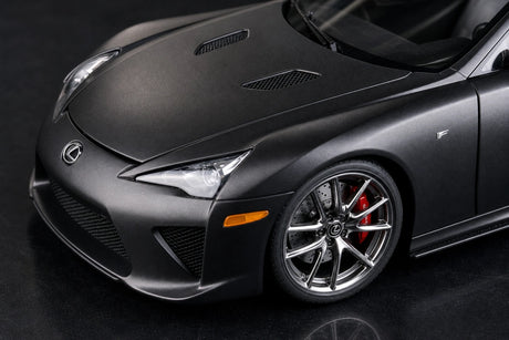 AutoArt Lexus 2010 LFA الأسود غير اللامع 1:18 – نموذج معدني قابل للجمع من القالب المصبوب