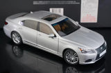 [AutoArt] 1:18 Lexus 2013 LS 600hL Silver Model Car Die-Cast