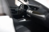 [AutoArt] 1:18 Lexus 2013 LS 600hL White Model Car Die-Cast