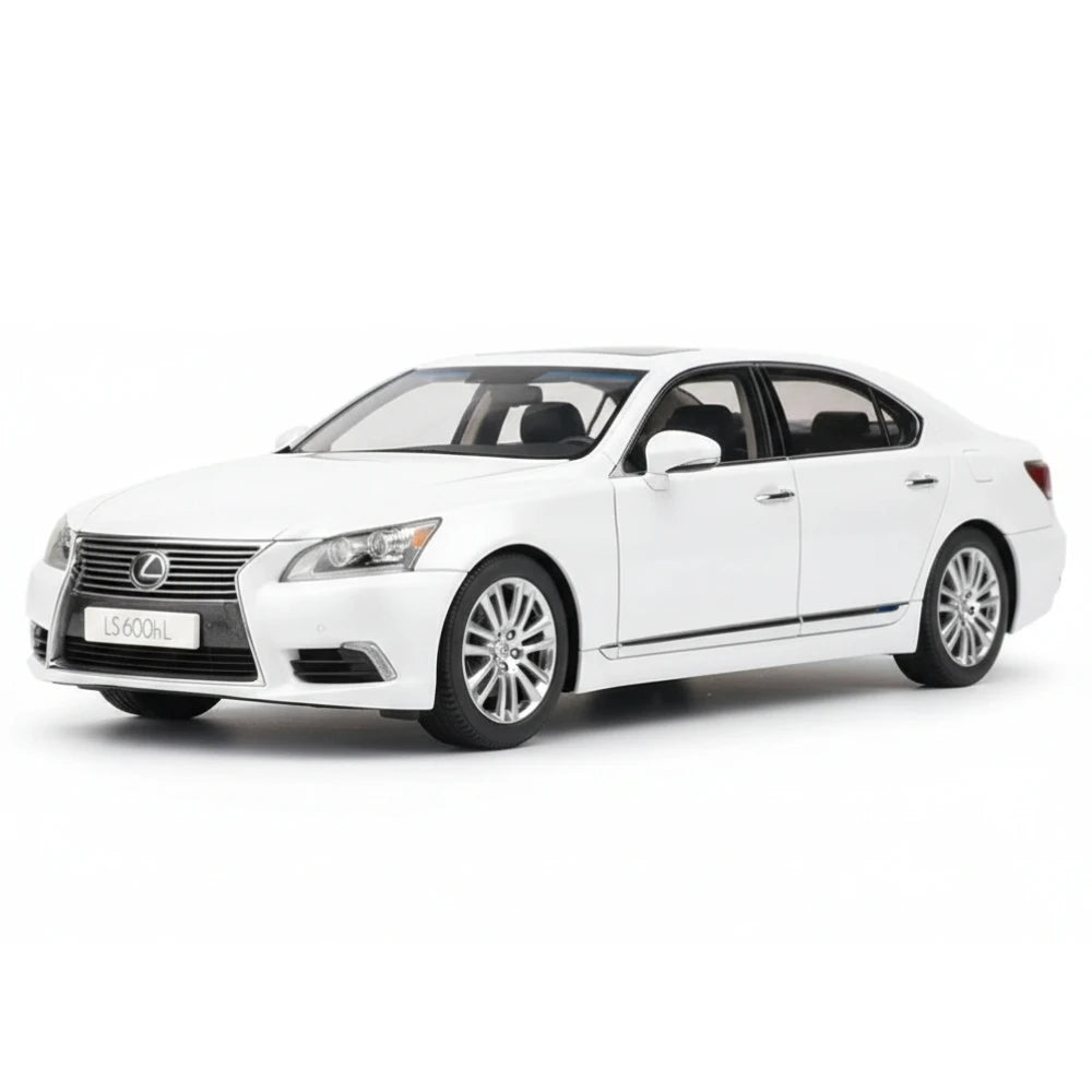 [AutoArt] 1:18 Lexus 2013 LS 600hL White Model Car Die-Cast