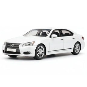 [AutoArt] 1:18 Lexus 2013 LS 600hL White Model Car Die-Cast