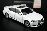 [AutoArt] 1:18 Lexus 2013 LS 600hL White Model Car Die-Cast