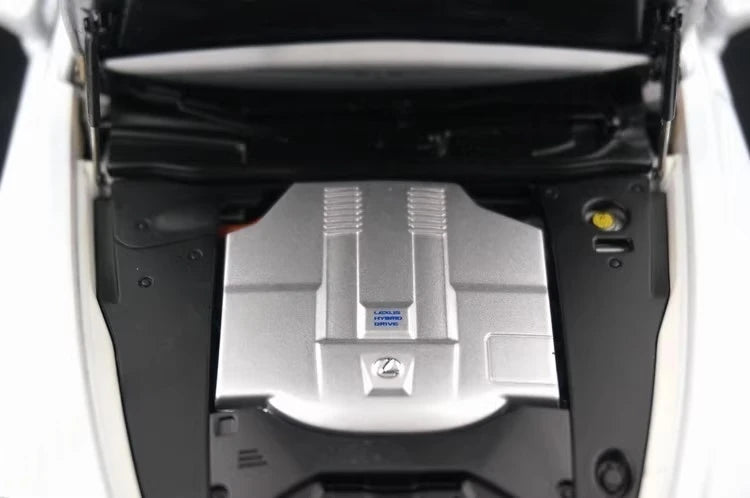 [AutoArt] 1:18 Lexus 2013 LS 600hL White Model Car Die-Cast
