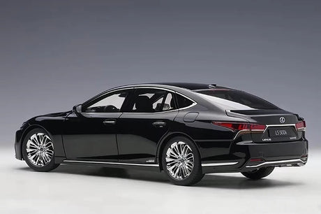 [AutoArt] 1:18 Lexus 2017 LS 500h Black Model Car Die-Cast