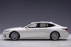[AutoArt] 1:18 Lexus 2017 LS 500h White Model Car Die-Cast