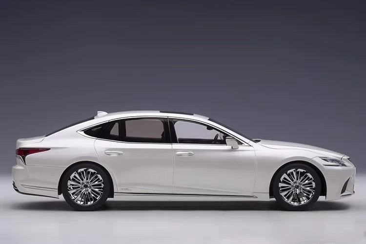 [AutoArt] 1:18 Lexus 2017 LS 500h White Model Car Die-Cast