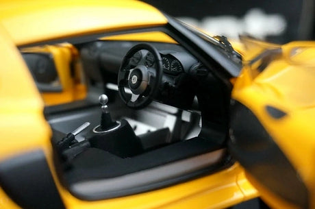 AutoArt Lotus 2006 Exige S Yellow 1:18 – نموذج معدني قابل للجمع من القالب المصبوب