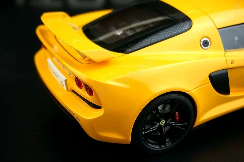 AutoArt Lotus 2006 Exige S Yellow 1:18 – نموذج معدني قابل للجمع من القالب المصبوب
