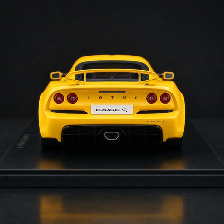 AutoArt Lotus 2006 Exige S Yellow 1:18 – نموذج معدني قابل للجمع من القالب المصبوب