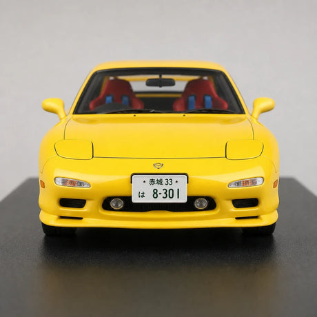 AutoArt Mazda 1992 RX-7 FD3S Initial D Yellow 1:18 – samlarobjekt i gjutet modell, gjutet