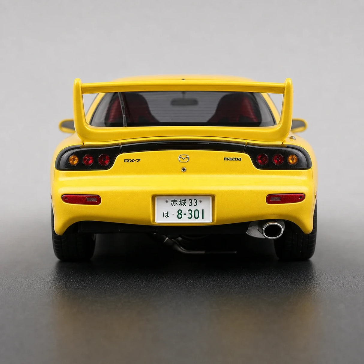 AutoArt Mazda 1992 RX-7 FD3S Initial D Yellow 1:18 – Modello da collezione in pressofuso