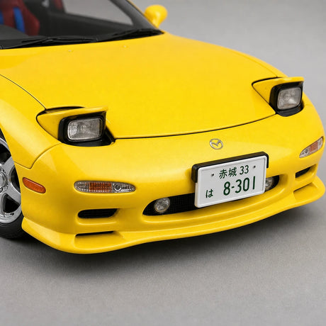 AutoArt Mazda 1992 RX-7 FD3S Initial D Yellow 1:18 – samlarobjekt i gjutet modell, gjutet
