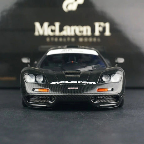 AutoArt McLaren 1997 F1 GT 1:18 – نموذج معدني قابل للجمع من القالب المصبوب