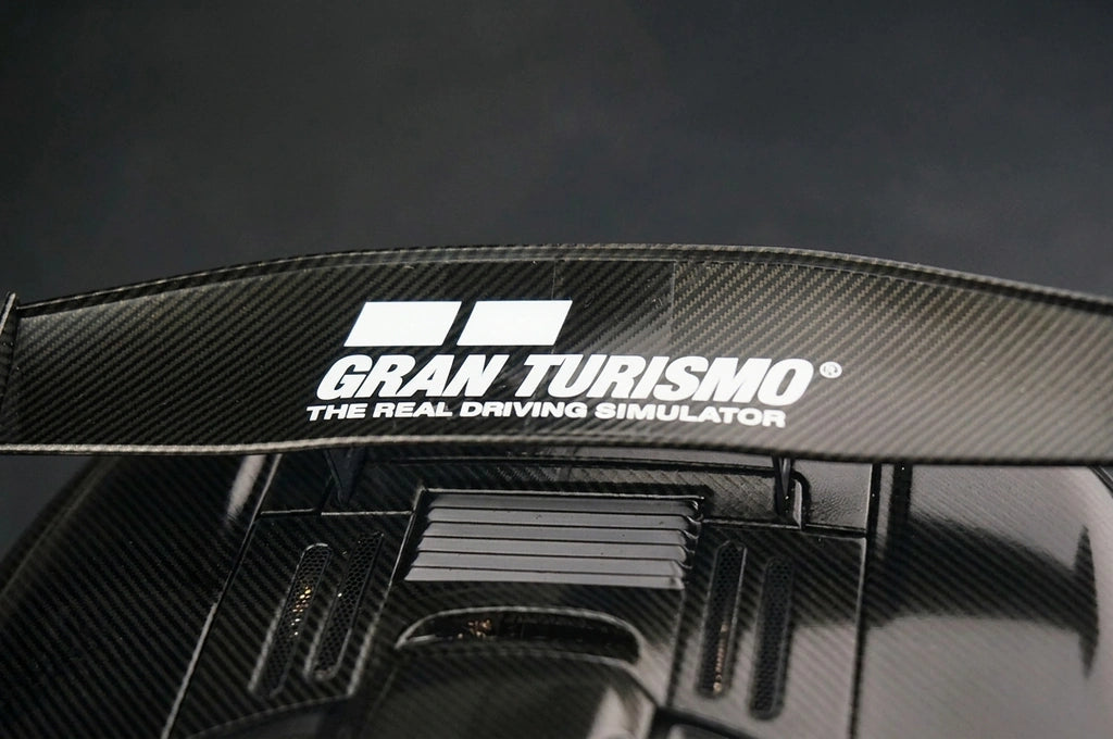 AutoArt McLaren 1997 F1 GT 1:18 – Modello Pressofuso da collezione