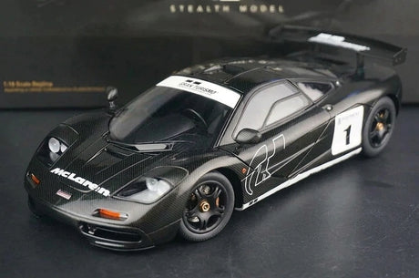 AutoArt McLaren 1997 F1 GT 1:18 – نموذج معدني قابل للجمع من القالب المصبوب