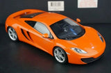AutoArt McLaren 2011 MP4-12C أورانج 1:18 – نموذج معدني قابل للجمع مصبوب.