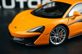AutoArt McLaren 2015 570S Orange 1:18 – نموذج معدني قابل للجمع مصبوب.