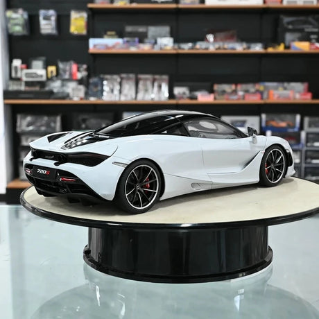 AutoArt McLaren 2017 720S White 1:18 – نموذج معدني قابل للجمع من القالب المصبوب
