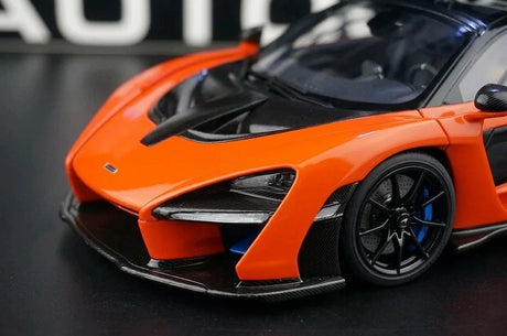 AutoArt McLaren 2018 Senna أورانج 1:18 – نموذج معدني قابل للجمع مصبوب.