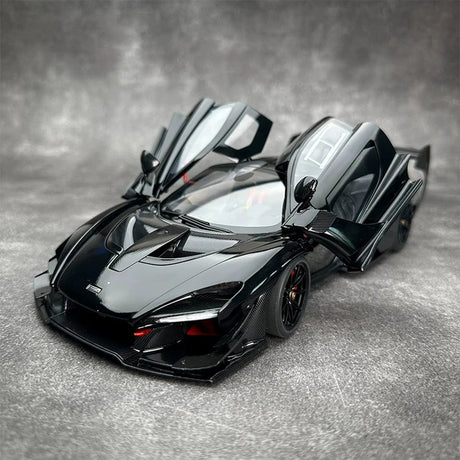 AutoArt McLaren 2019 Senna GTR بلاك 1:18 – نموذج معدني قابل للجمع
