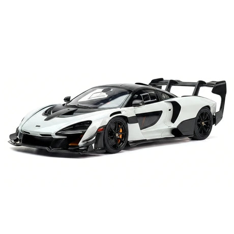 AutoArt McLaren 2019 Senna GTR وايت 1:18 – نموذج معدني قابل للجمع من القالب المصبوب