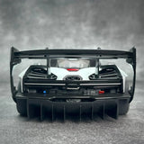 AutoArt McLaren 2019 Senna GTR وايت 1:18 – نموذج معدني قابل للجمع من القالب المصبوب