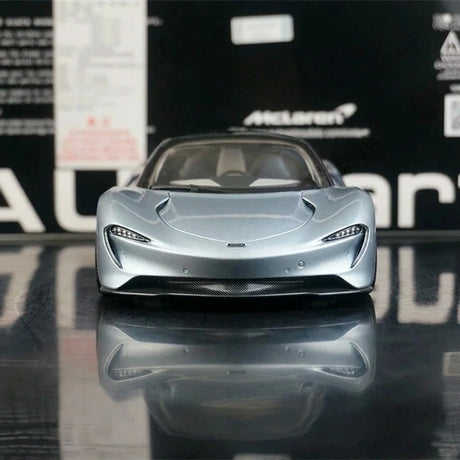 AutoArt McLaren 2020 Speedtail Argento e Blu 1:18 – Modello da collezione pressofuso