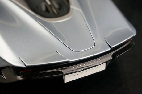 AutoArt McLaren 2020 Speedtail Argento e Blu 1:18 – Modello da collezione pressofuso