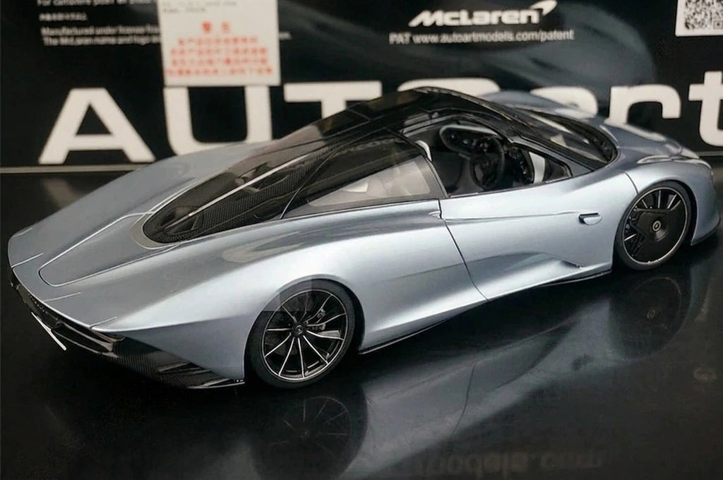 AutoArt McLaren 2020 Speedtail Argento e Blu 1:18 – Modello da collezione pressofuso