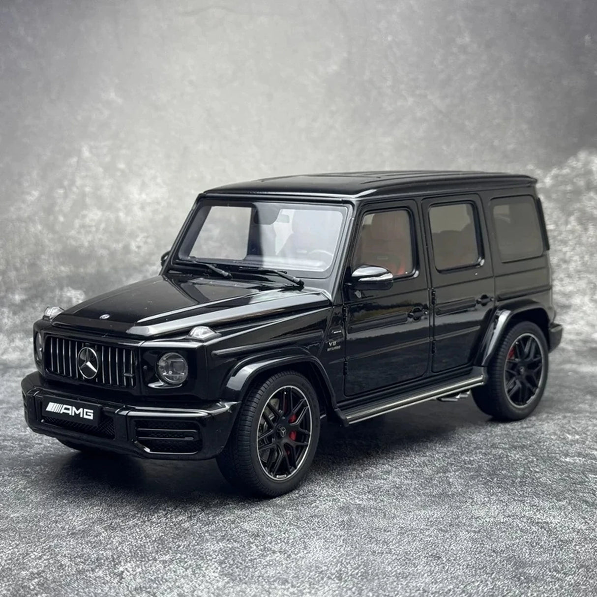 [AutoArt] 1:18 Mercedes-AMG 2019 G 63 Glossy Black Model Car Die-Cast