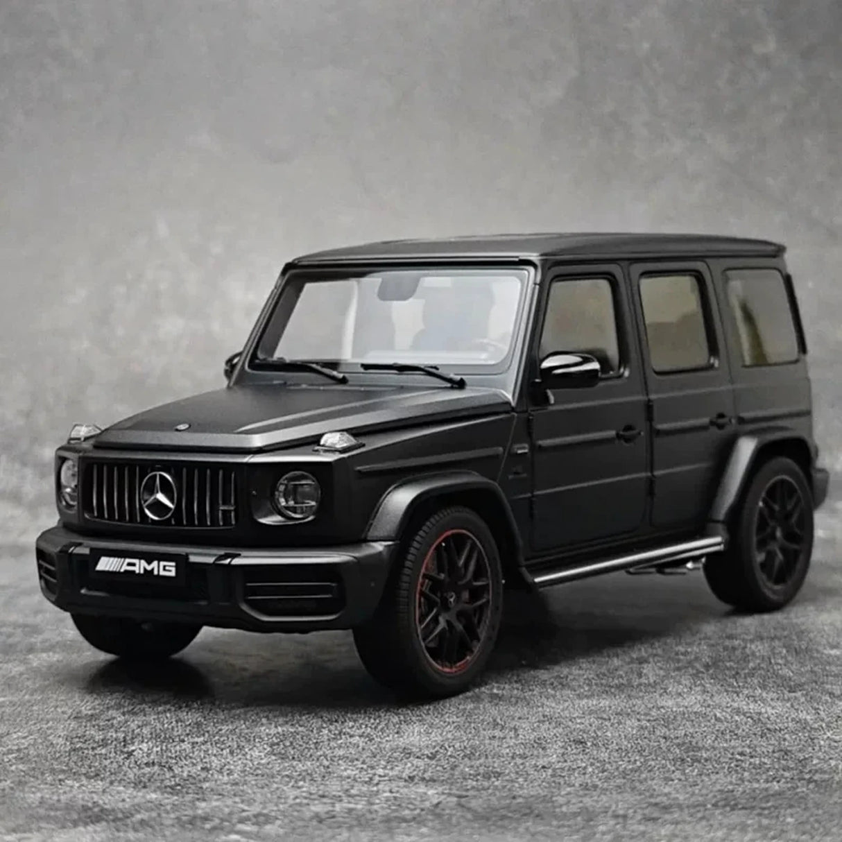 [AutoArt] 1:18 Mercedes-AMG 2019 G 63 طراز سيارات أسود غير لاصق مصبوب.