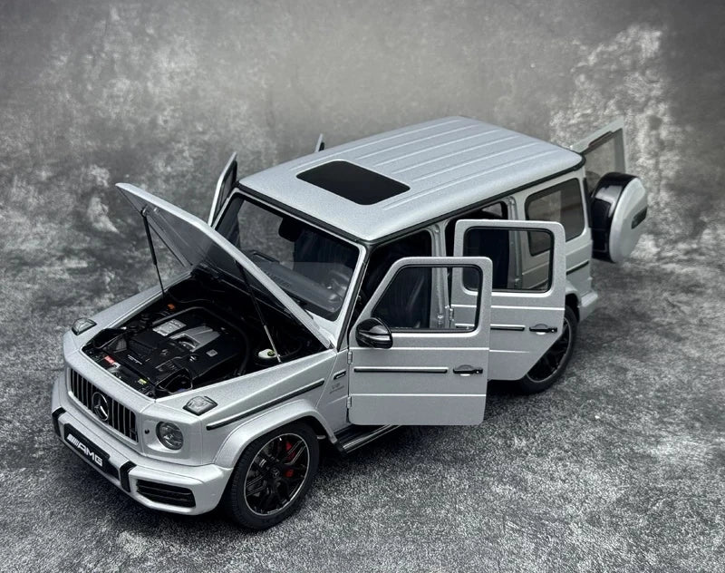 [AutoArt] 1:18 Mercedes-AMG 2019 G 63 Silber-Modellwagen in Druckguss