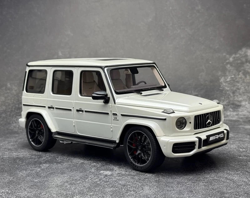 [AutoArt] 1:18 Mercedes-AMG 2019 G 63 White Model Car Die-Cast