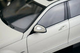 [AutoArt] 1:18 Mercedes-Benz 2007 Classe C Sedan Modello Bianco Modello Pressofuso