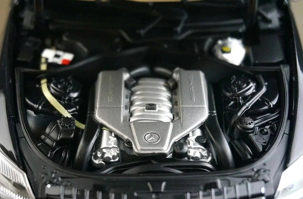 [AutoArt] 1:18 Mercedes-Benz 2007 CL63 AMG Modello nero di auto in metallo pressofuso