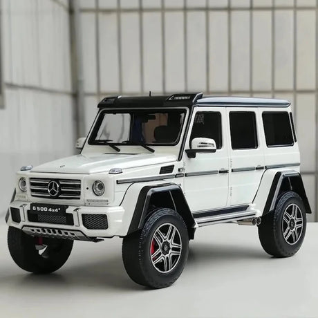 [AutoArt] 1:18 Mercedes-Benz 2015 G500 4x4 White Model Car Die-Cast