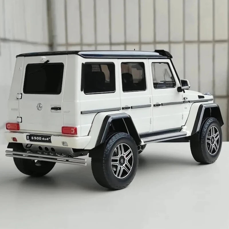 [AutoArt] 1:18 Mercedes-Benz 2015 G500 4x4 White Model Car Die-Cast