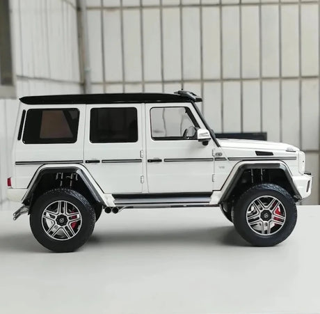 [AutoArt] 1:18 Mercedes-Benz 2015 G500 4x4 White Model Car Die-Cast