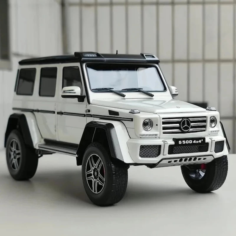 [AutoArt] 1:18 Mercedes-Benz 2015 G500 4x4 White Model Car Die-Cast