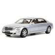 [AutoArt] 1:18 Mercedes-Maybach 2002 62 modello di auto argento e blu in metallo pressofuso
